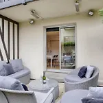 Home Suite Home avec jardin coeur de Deauville.