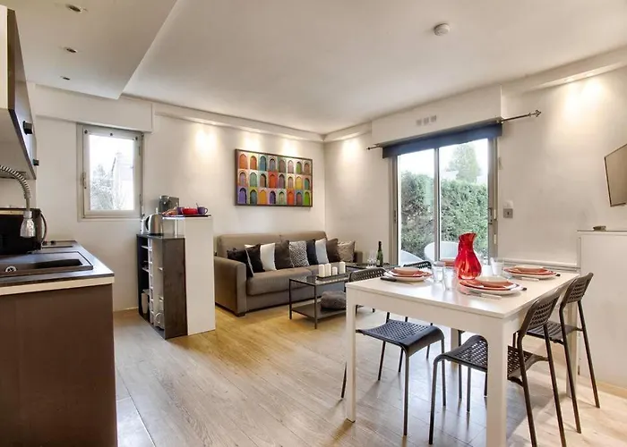 Home Suite Home avec jardin coeur de Deauville.